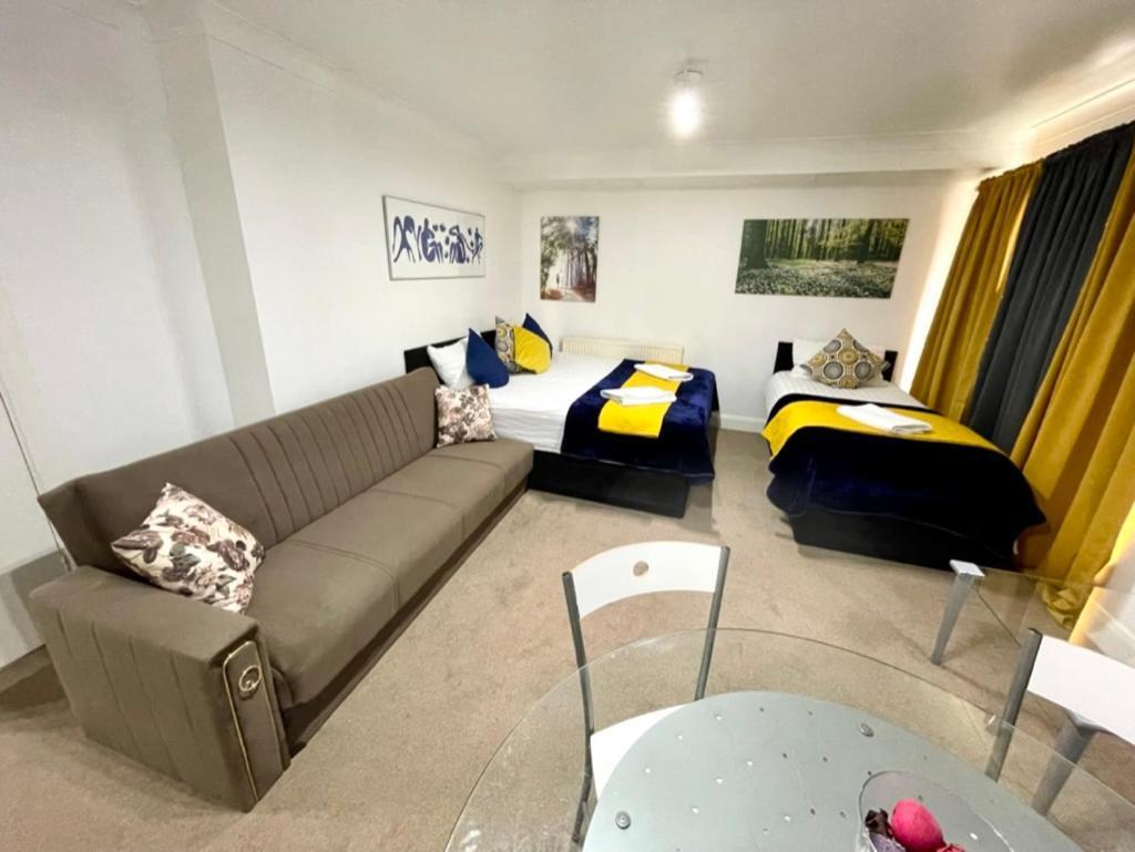2 Bedrooms Modern Central London Apartment, Full Kitchen, 5 Minutes Tube Station Екстер'єр фото