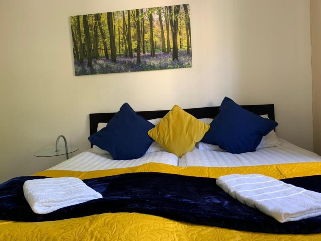 2 Bedrooms Modern Central London Apartment, Full Kitchen, 5 Minutes Tube Station Екстер'єр фото