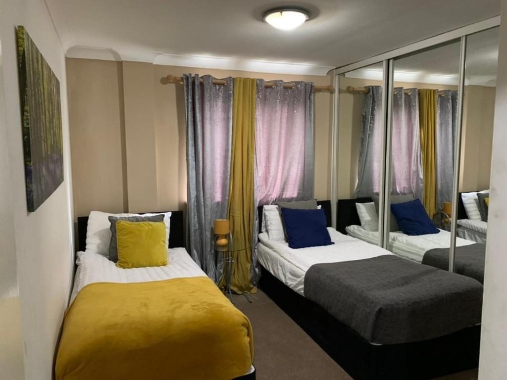 2 Bedrooms Modern Central London Apartment, Full Kitchen, 5 Minutes Tube Station Екстер'єр фото