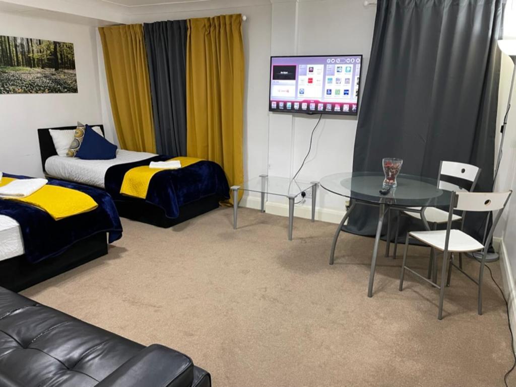 2 Bedrooms Modern Central London Apartment, Full Kitchen, 5 Minutes Tube Station Екстер'єр фото