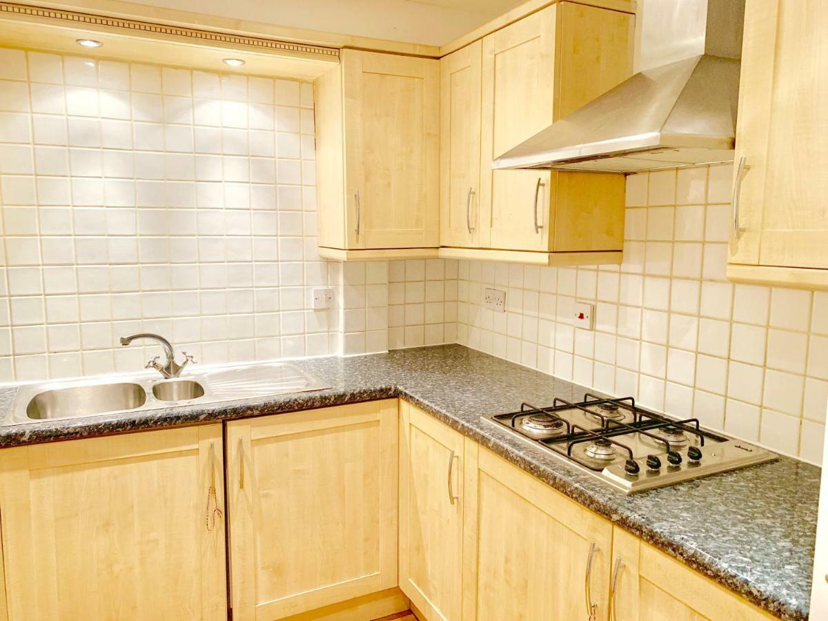 2 Bedrooms Modern Central London Apartment, Full Kitchen, 5 Minutes Tube Station Екстер'єр фото